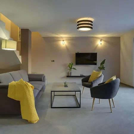 Villa In With Private Pool *