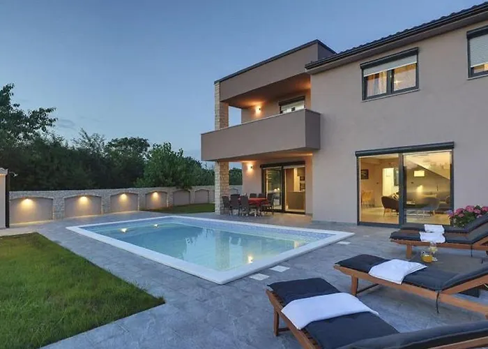 빌라 In With Private Pool